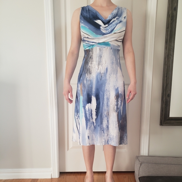 Gilmour dress, small. Made in Canada - Picture 4 of 5